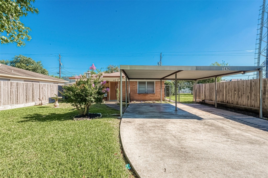 3426 Bradford Street - Photo 0