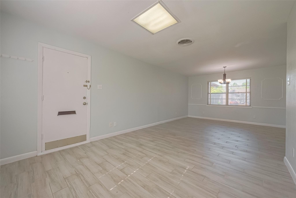 3426 Bradford Street - Photo 6