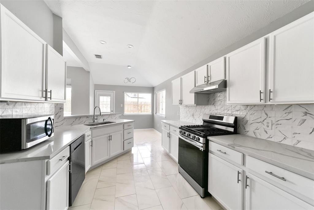 1211 Peacham Court - Photo 8