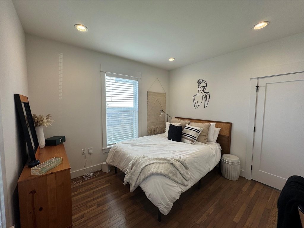 1033 Adele Street - Photo 11