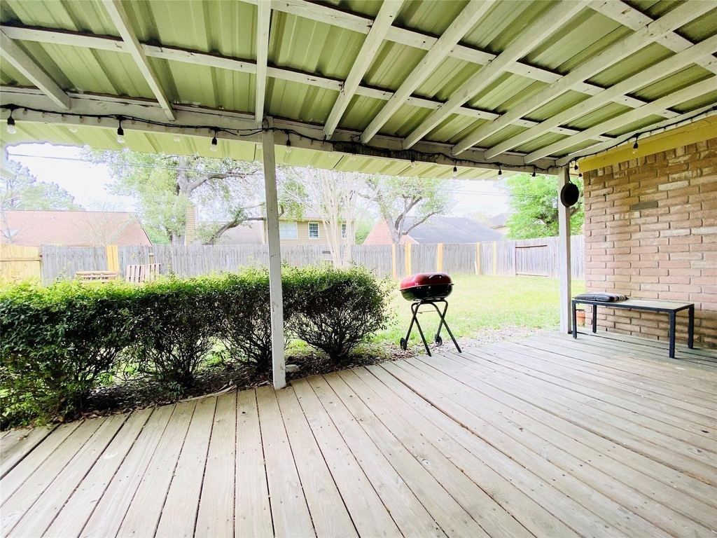 21426 Park Bishop Drive - Photo 4
