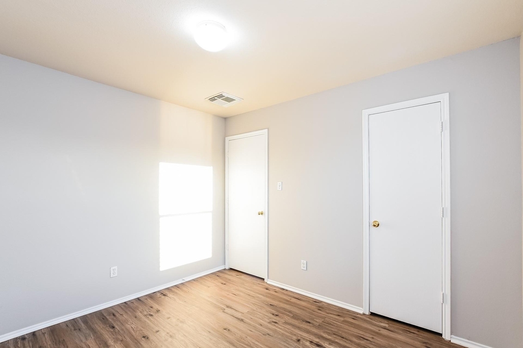 7727 Painted Desert Drive - Photo 10