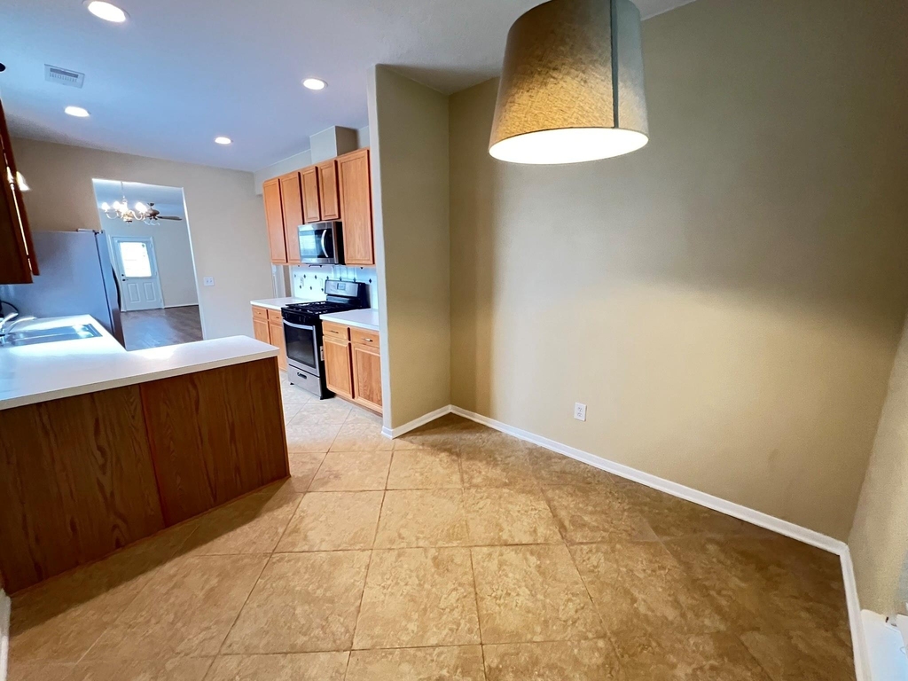 2910 Blue Dawn Drive - Photo 9