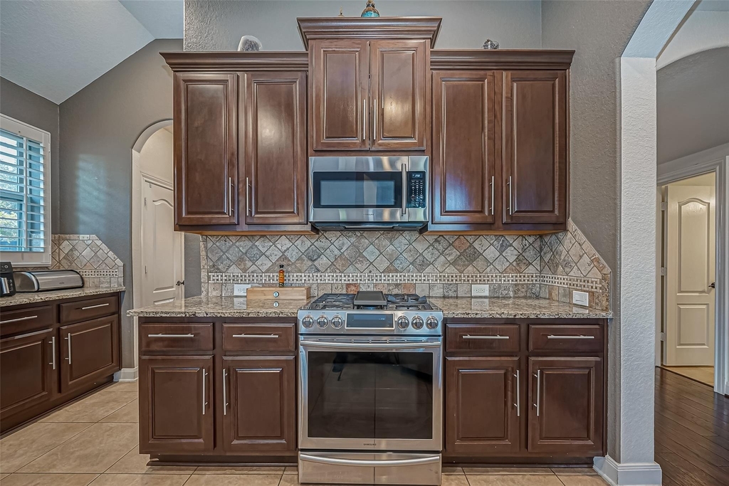 6306 Hidden Alley Drive - Photo 9
