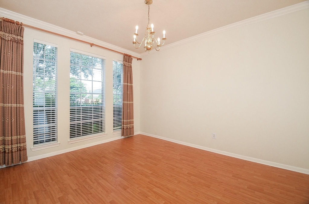 2715 Sunnycreek Lane - Photo 1