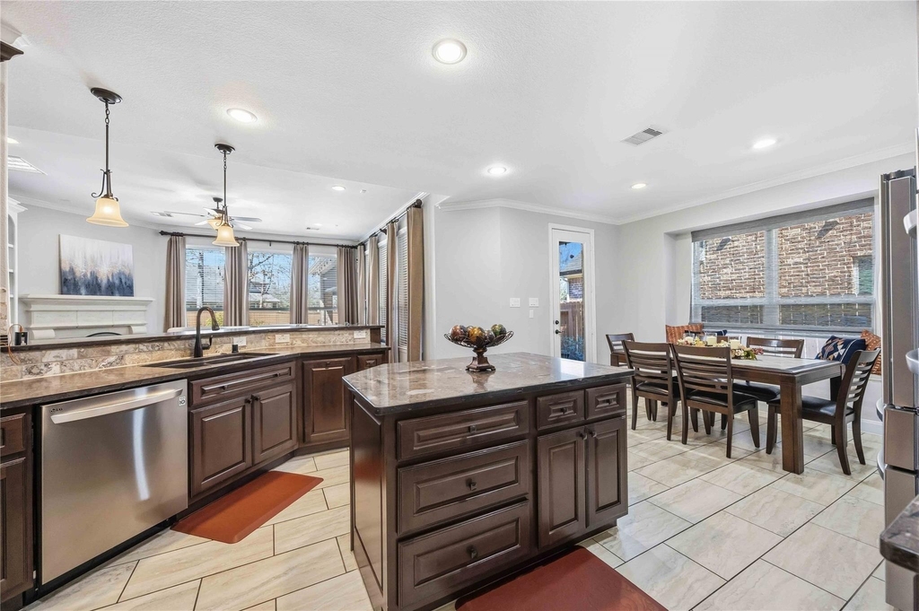 106 Joshuas Place - Photo 12