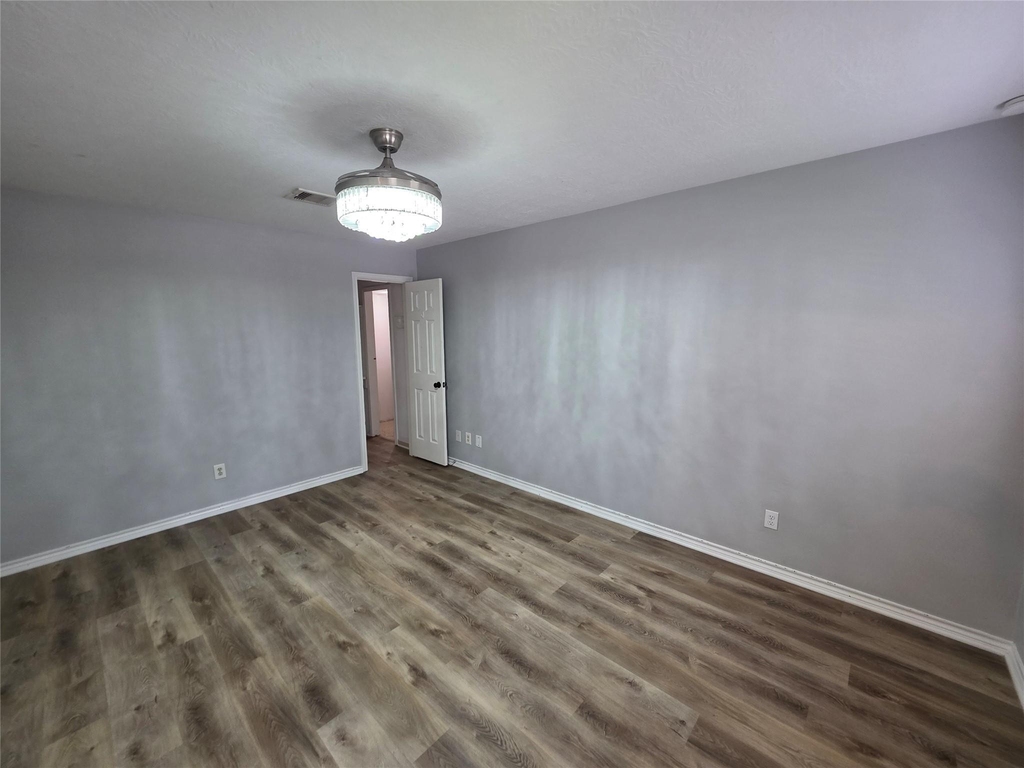 16806 Sandypine Circle - Photo 19