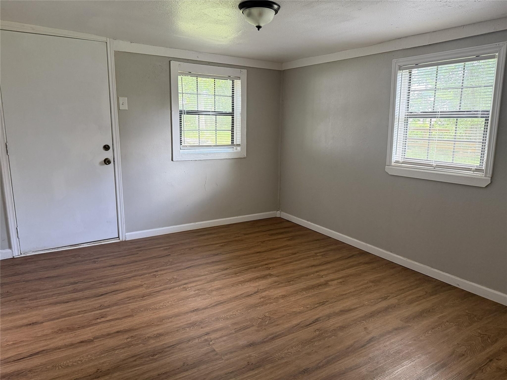 9084 Peggy Drive - Photo 2