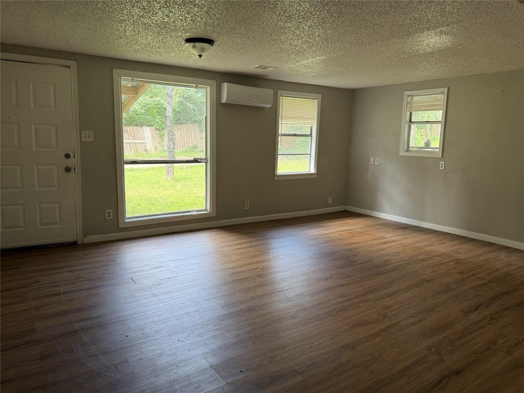 9084 Peggy Drive - Photo 3
