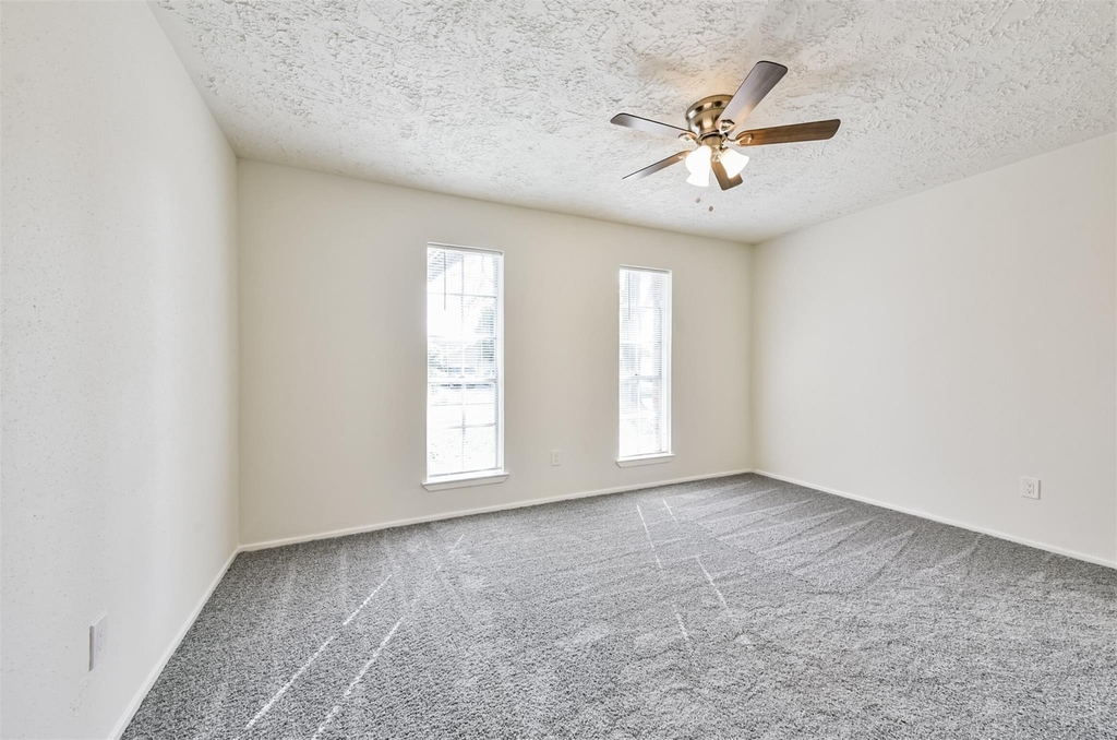 9563 Sutter Park Lane - Photo 14