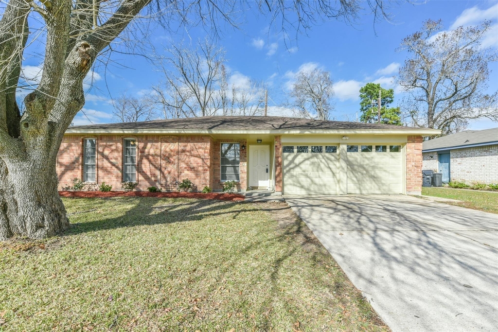 9563 Sutter Park Lane - Photo 0