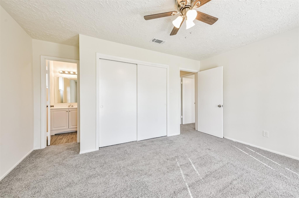 9563 Sutter Park Lane - Photo 15