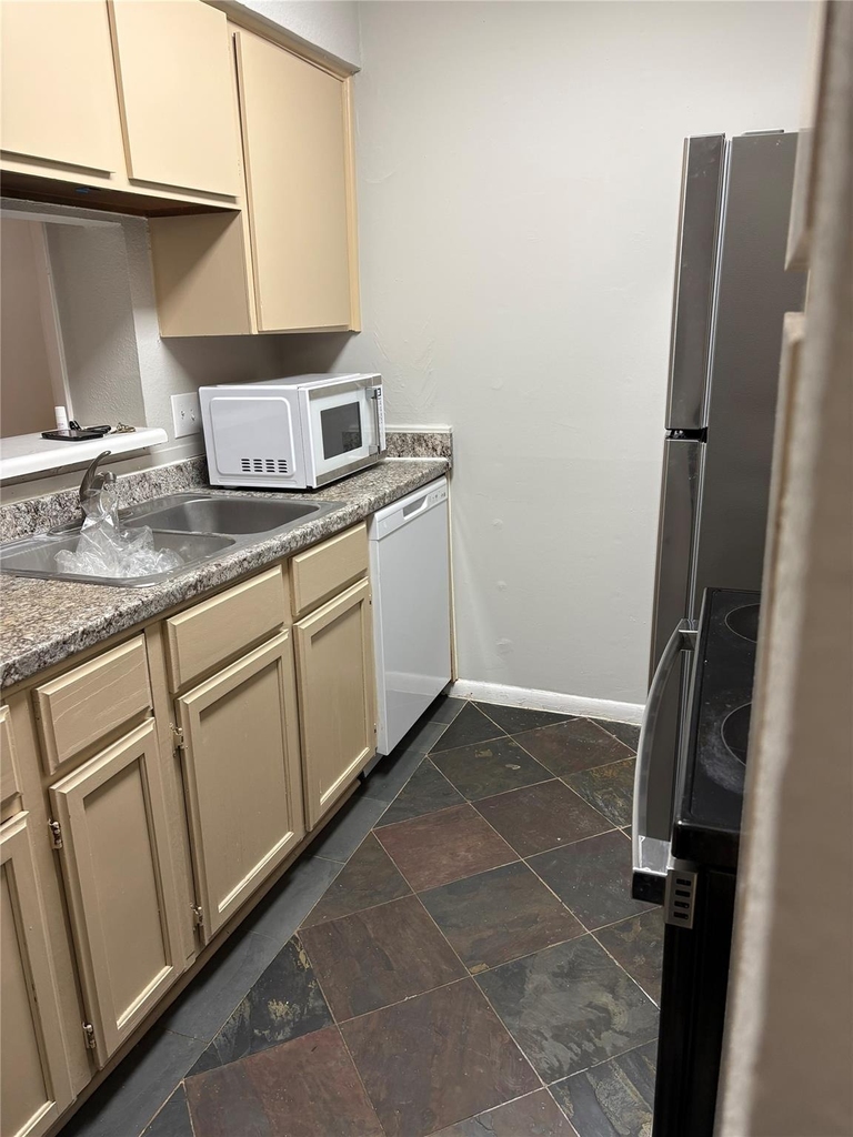 3055 Sw Walnut Bend Lane - Photo 11