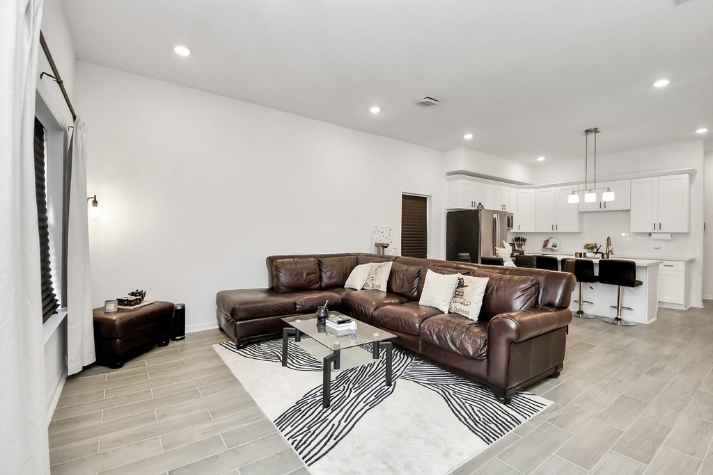 4613 Ireland Street - Photo 19