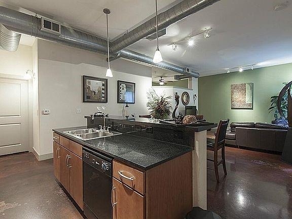 1901 Post Oak Boulevard - Photo 13