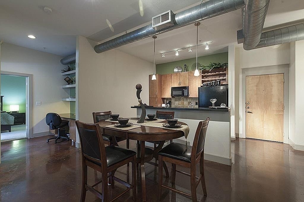 1901 Post Oak Boulevard - Photo 11