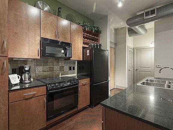 1901 Post Oak Boulevard - Photo 12