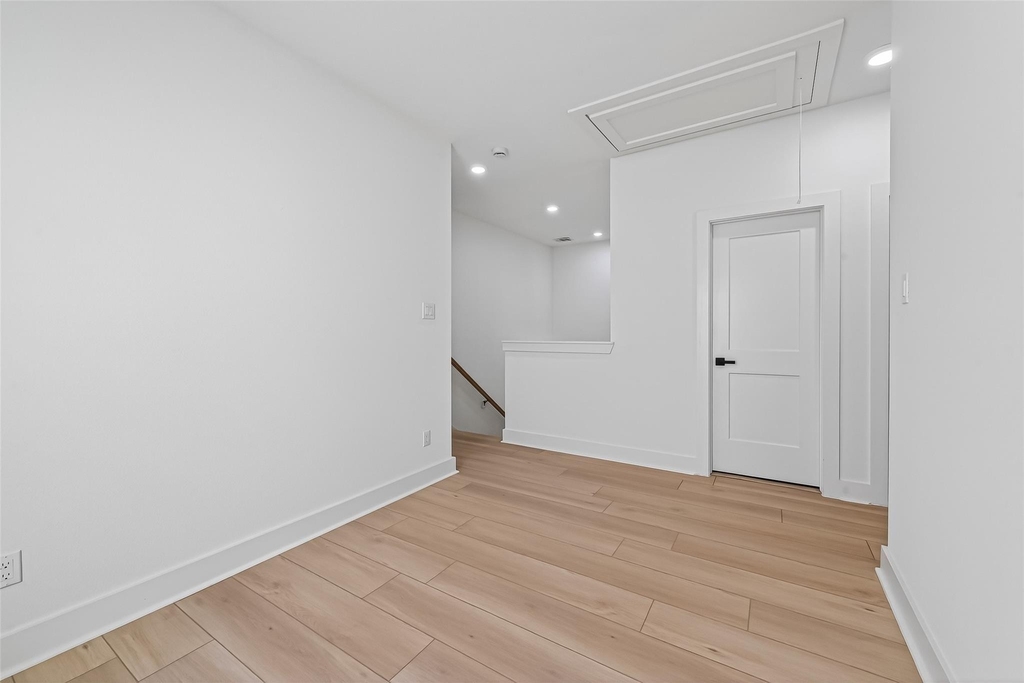 969 Highland Light Lane - Photo 18