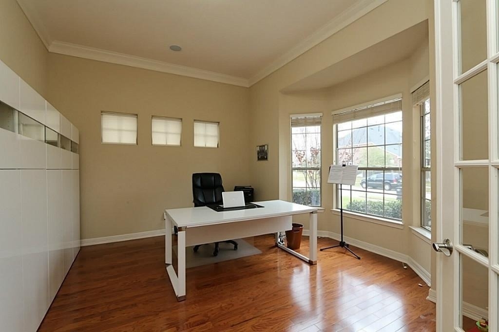 7610 Hampton Bay Lane - Photo 3