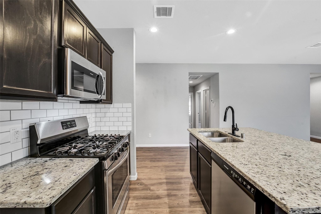 3434 Mcdonough Way - Photo 17