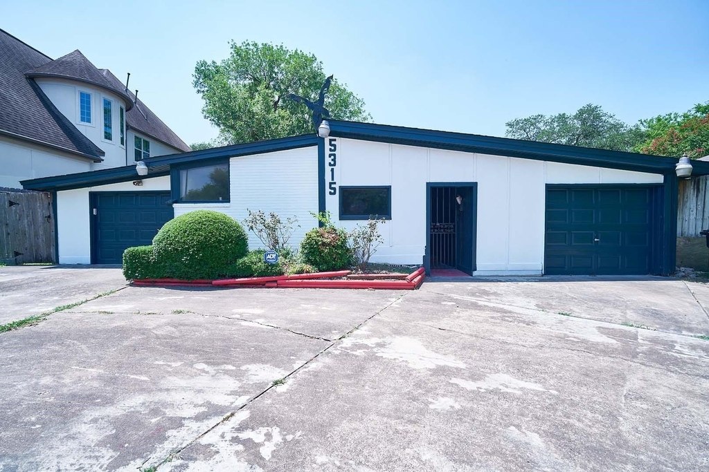 5315 Beechnut Street - Photo 1