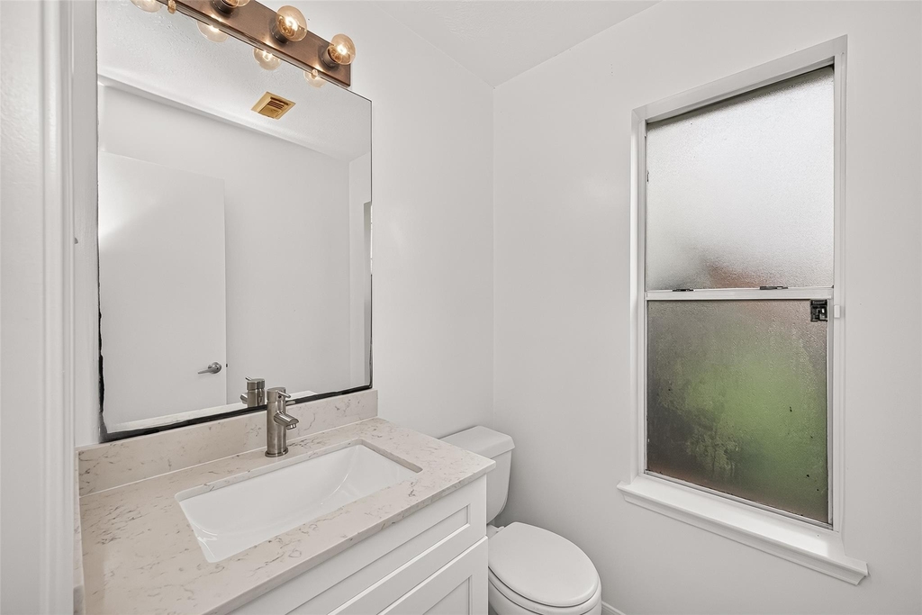 8202 Worthington Dr - Photo 19
