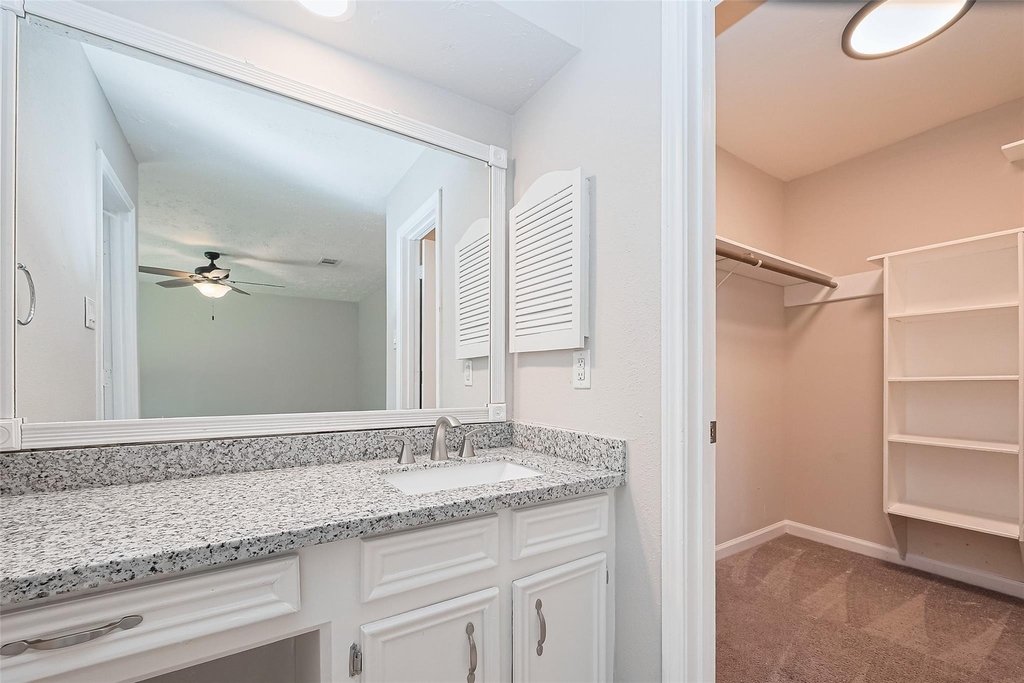 2606 Lexington Woods Drive - Photo 32