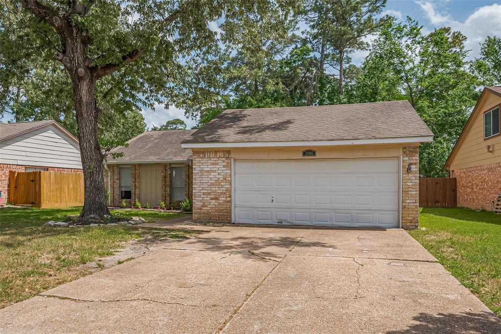 2606 Lexington Woods Drive - Photo 4
