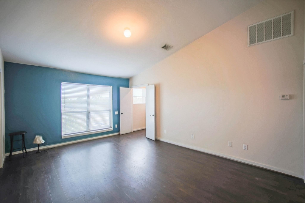 6913 Yellowstone Way Drive - Photo 17