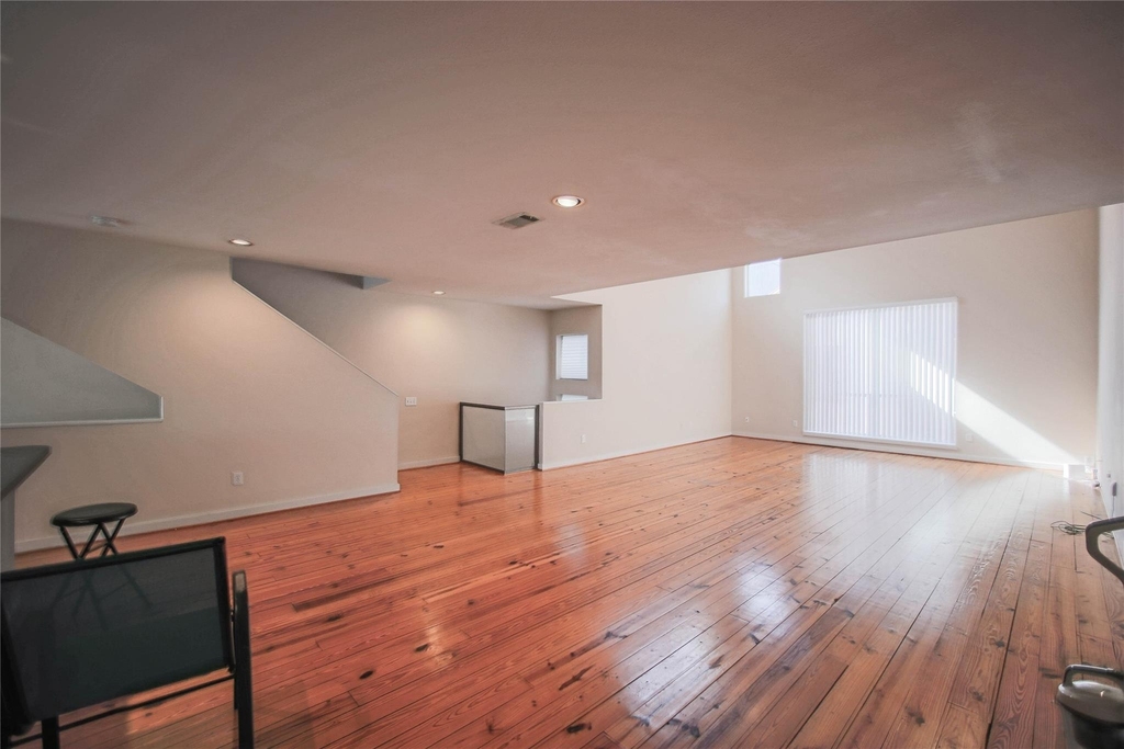 6913 Yellowstone Way Drive - Photo 10