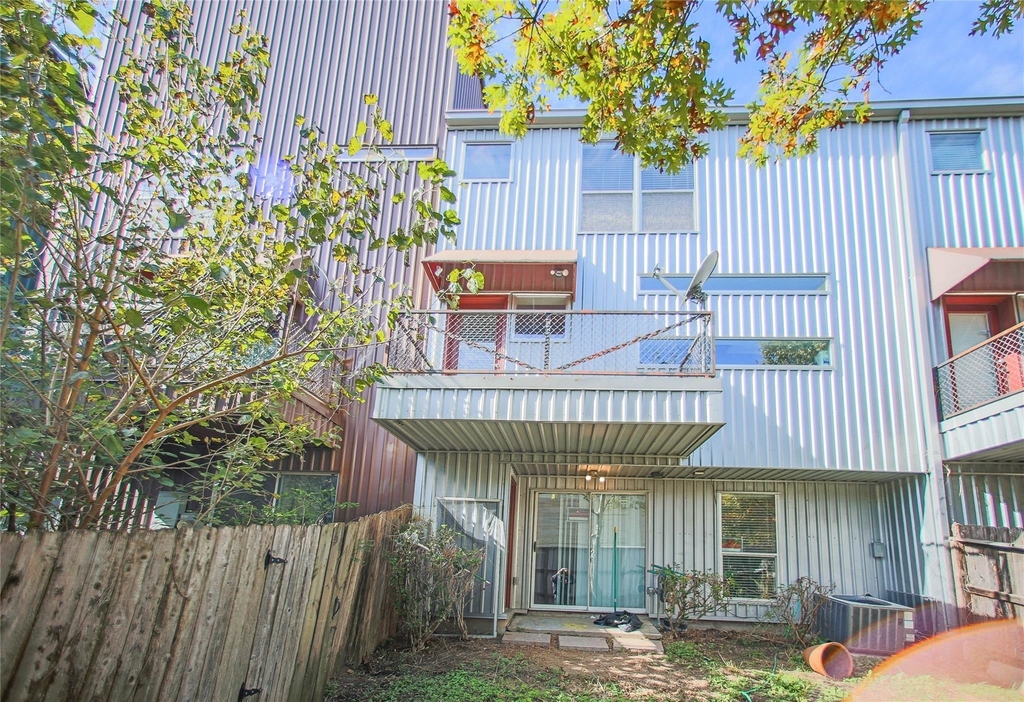 6913 Yellowstone Way Drive - Photo 21