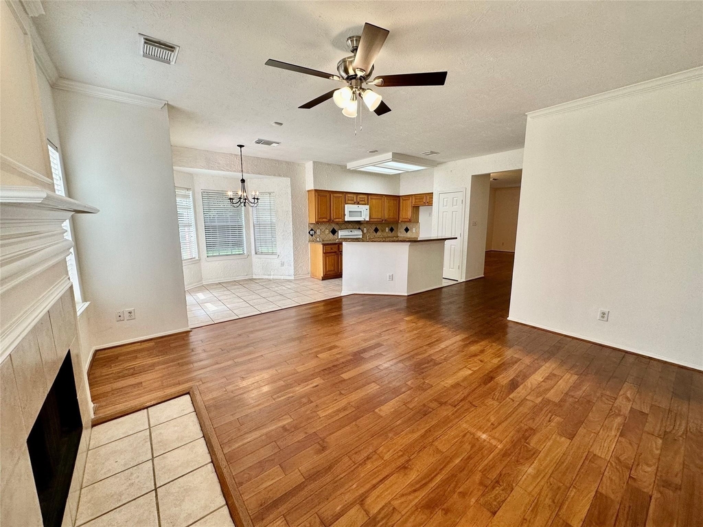 1414 Diamond Brook Drive - Photo 7