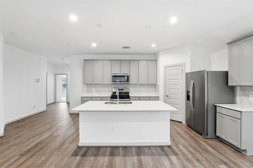 6814 Bradford Terrace Road - Photo 5