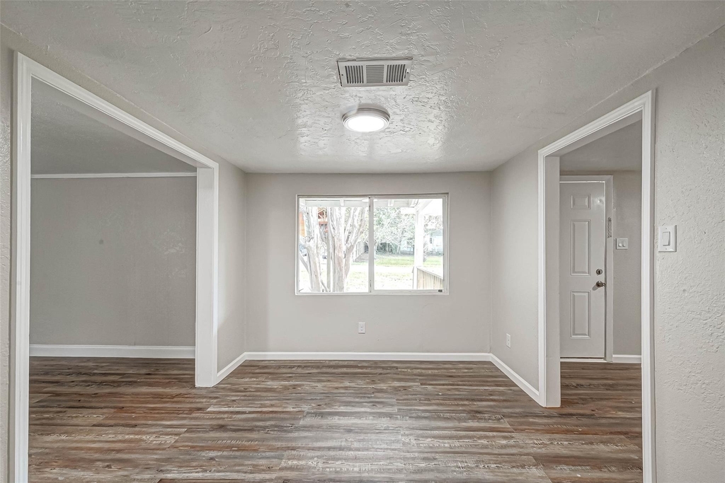 10694 Pine Street - Photo 6