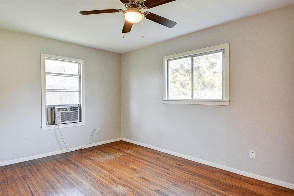 131 Lakewood Drive - Photo 9