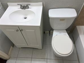 6301 Calhoun Road - Photo 7