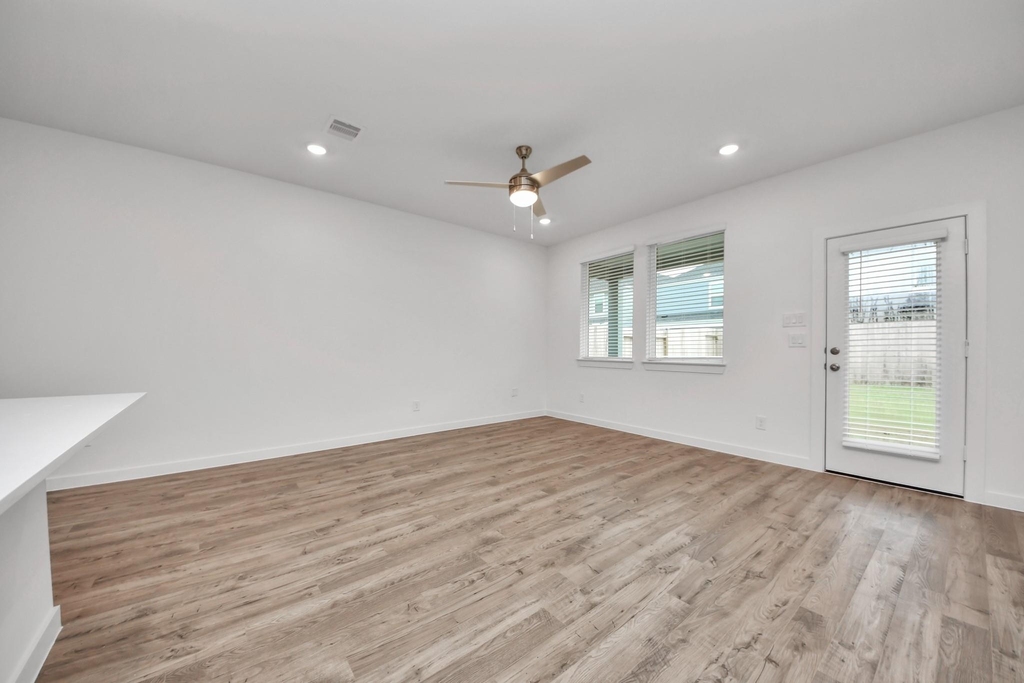 3538 Shearwater Street - Photo 21