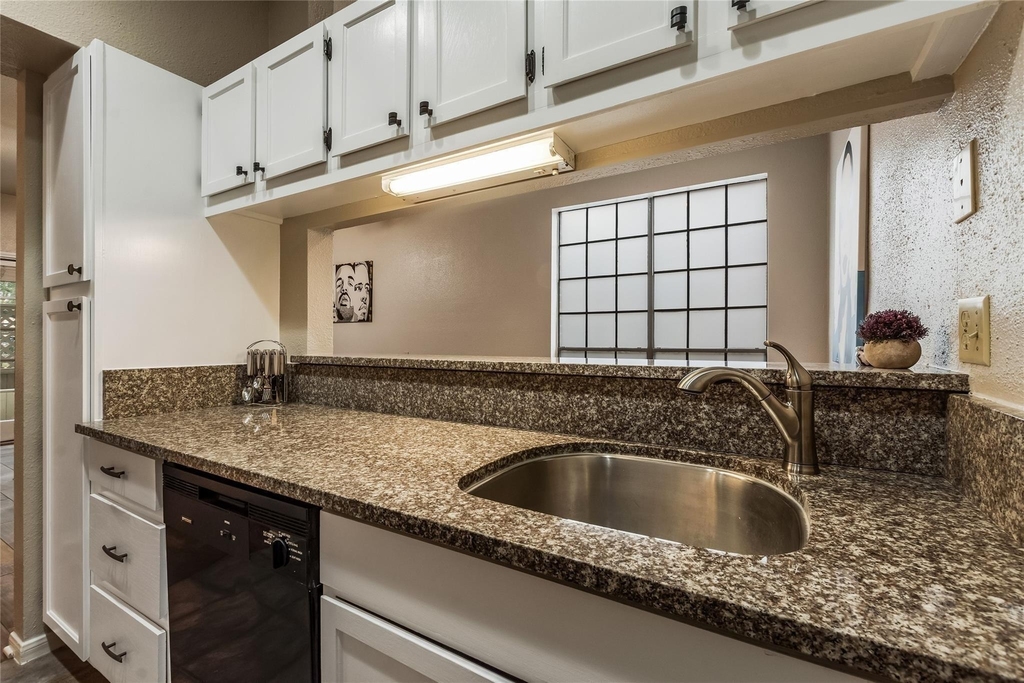 8055 Cambridge Street - Photo 12
