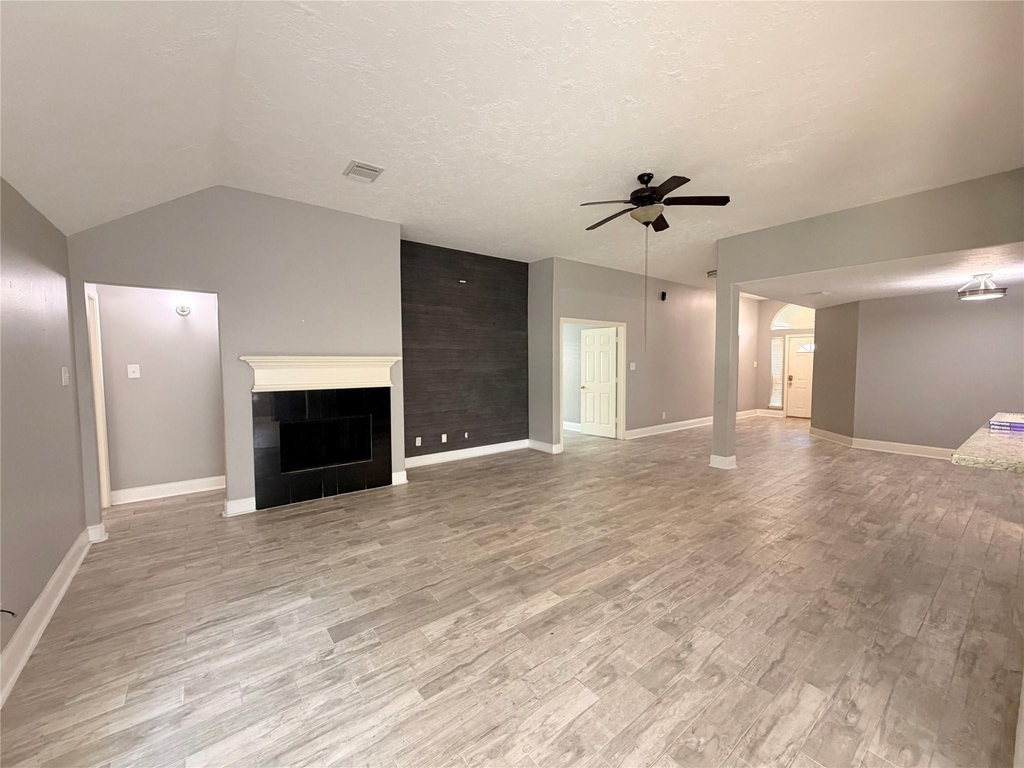 3231 Candlepine Drive - Photo 2