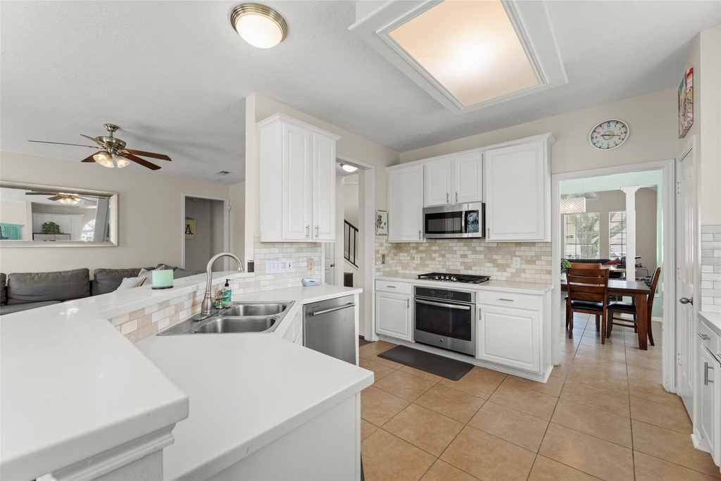 44 Parkway Place - Photo 10