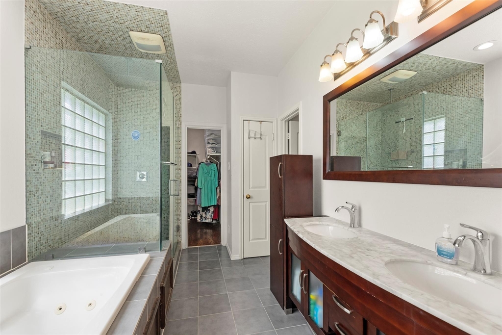 44 Parkway Place - Photo 16