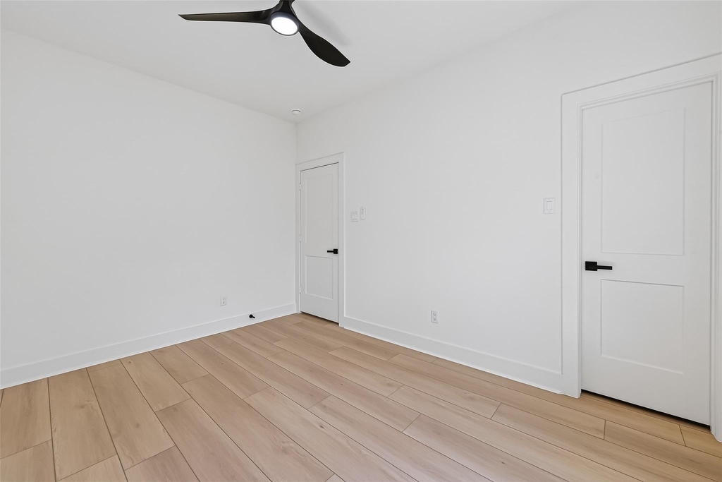 955 Highland Light Lane - Photo 22