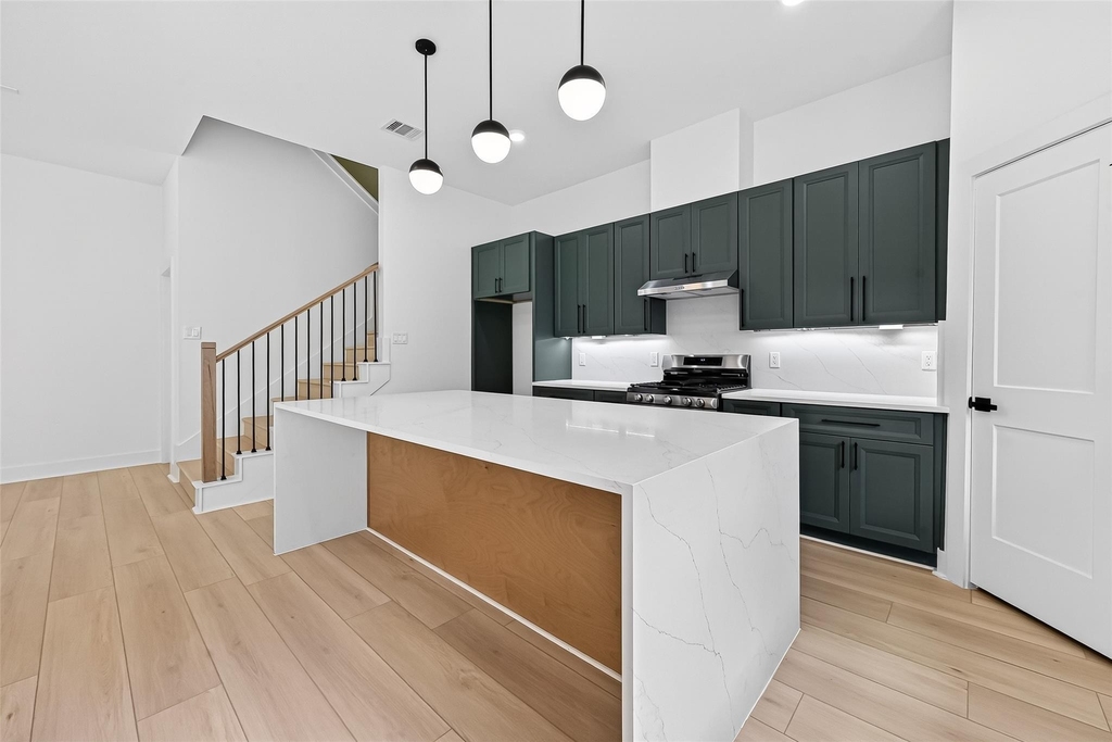 955 Highland Light Lane - Photo 5