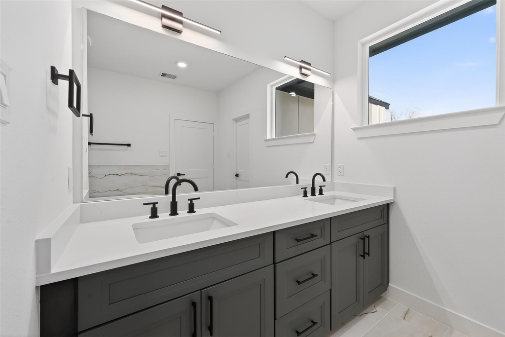 955 Highland Light Lane - Photo 33