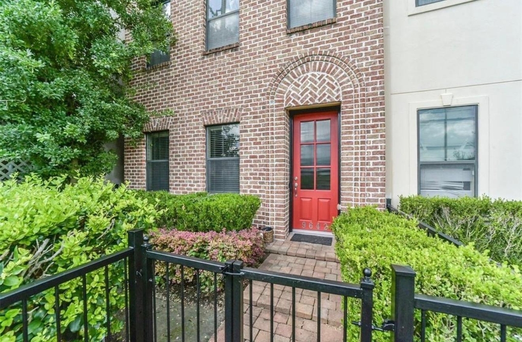 9642 Knight Road - Photo 24