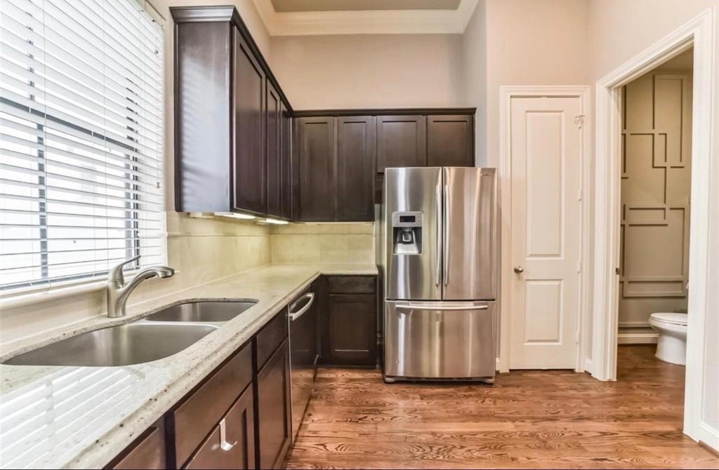 9642 Knight Road - Photo 17