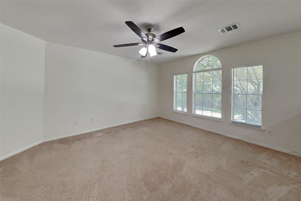 1611 Sterling Village Drive - Photo 16