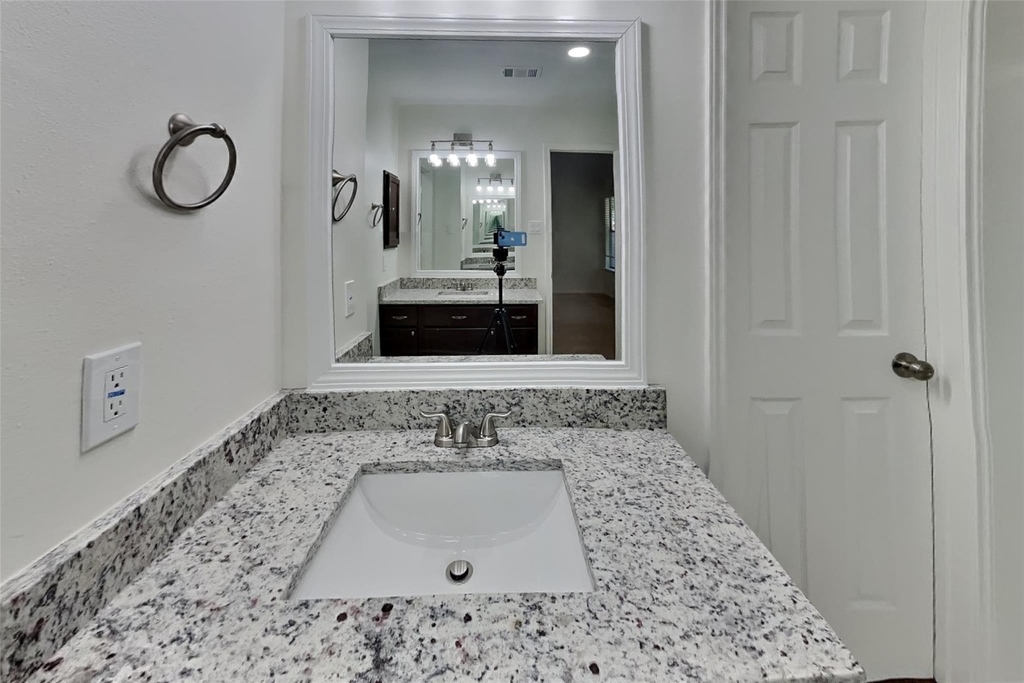 1611 Sterling Village Drive - Photo 9