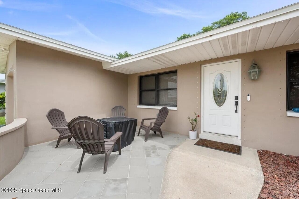340 Greenway Avenue - Photo 3
