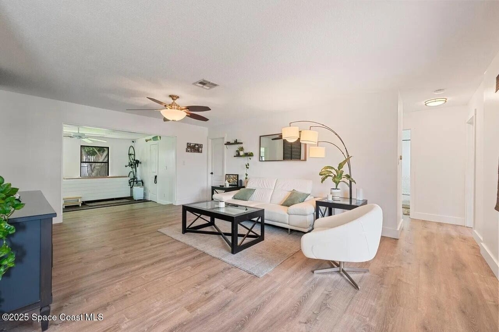 340 Greenway Avenue - Photo 4